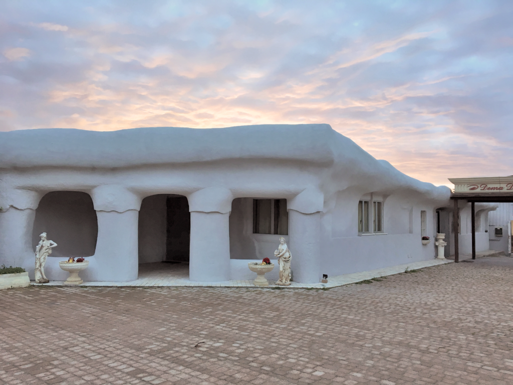 Esterno esposizione laboratorio Quartu Sant'Elena Cagliari